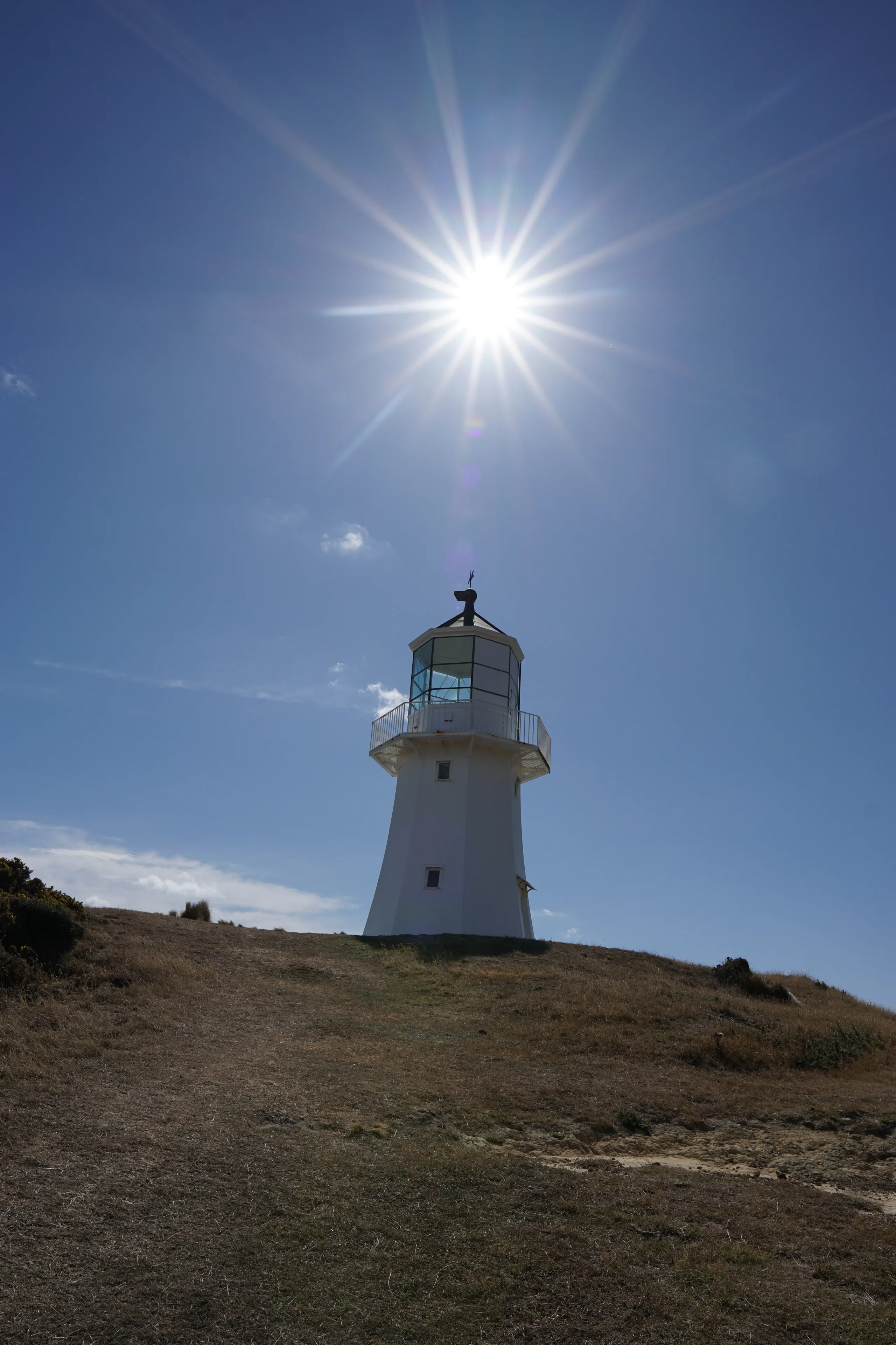 The upper Pencarrow lighthouse